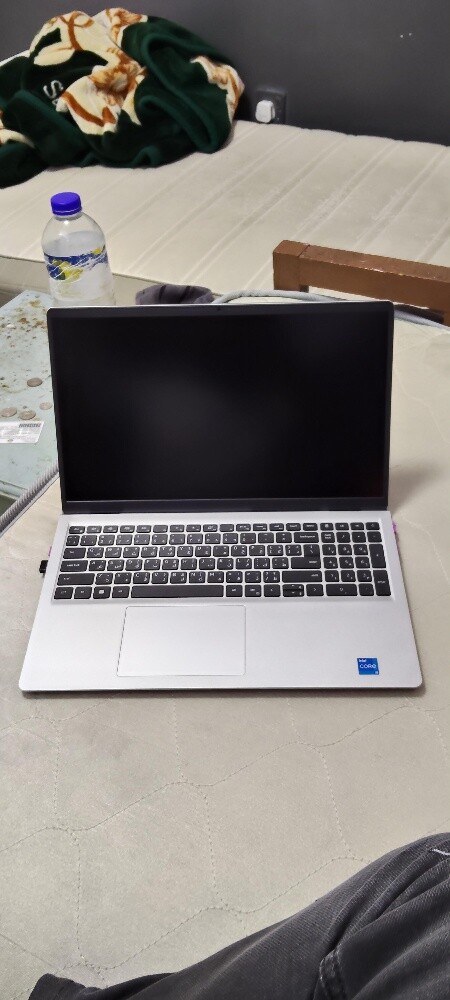 Dell laptop - 1