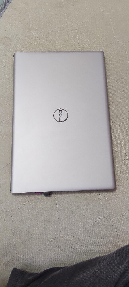 Dell laptop - 3