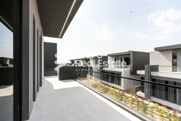 Luxury Stand alone Villa for Sale - 10