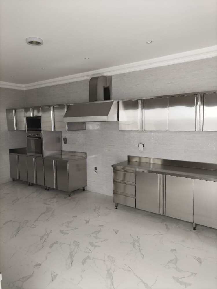 SS kitchen Base & Wall Cabinet - 1