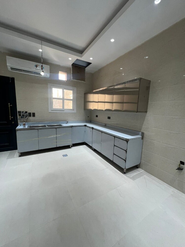 SS kitchen Base & Wall Cabinet - 11