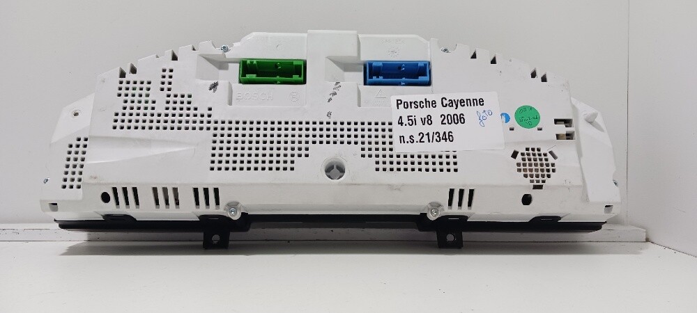 porsche cayenne turbo cluster - 2