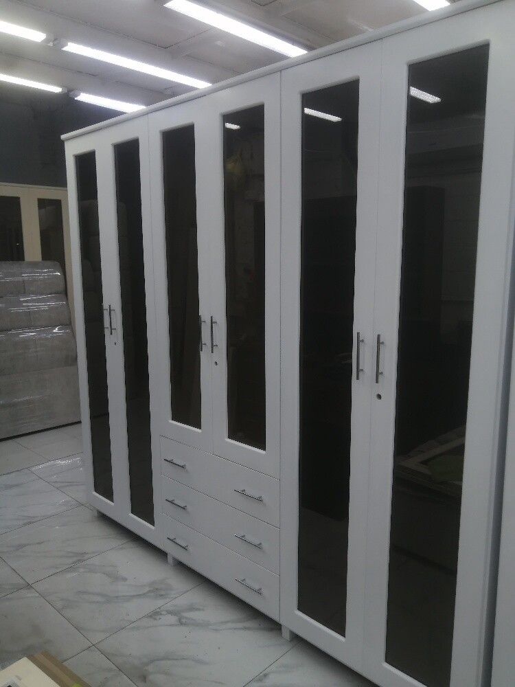 sale new cabinets 6 doors, - 1