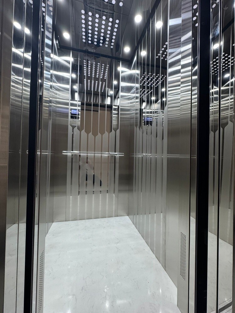 elevator - 2