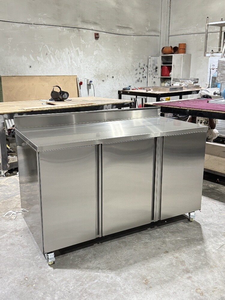 SS Base Cabinet with Hindeg door - 1