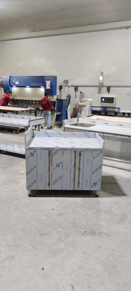 SS Base Cabinet with Hindeg door - 6