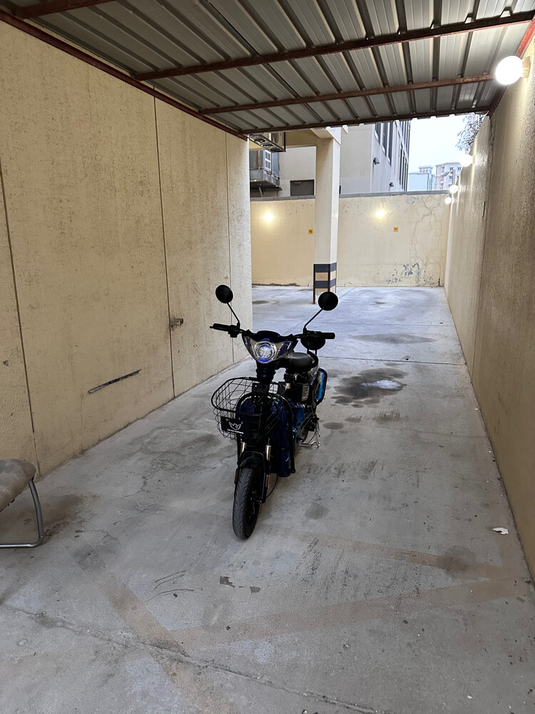 e bike with brand new halmet - 4