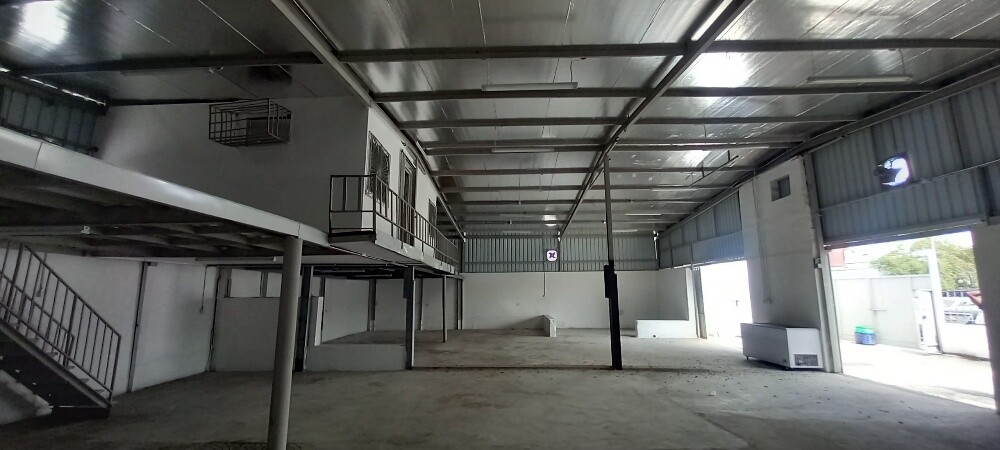 Garage/Aluminum Workshop for Rent - 2