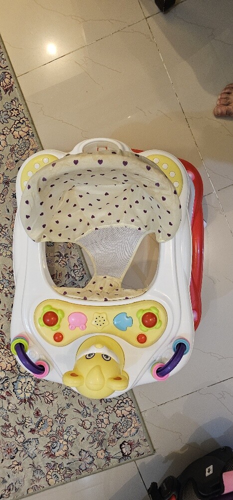 سرير اطفال وماشية وكرسي سيارة بدو - 6