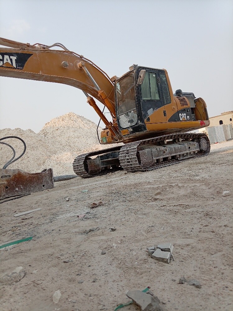 excavators available for rent - 2