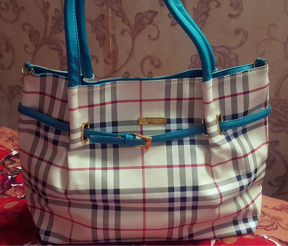 DRESSES AND SHIRTS and bags - 15