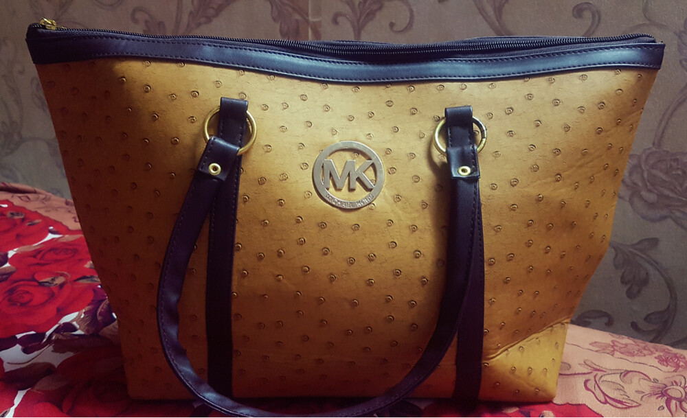 DRESSES AND SHIRTS and bags - 16