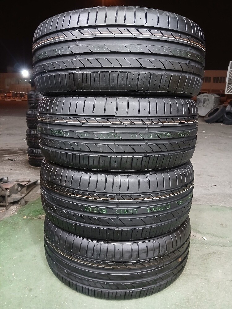 225/40/ZR18.Tracmax brand - 1