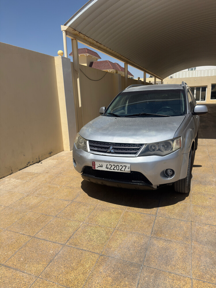 Outlander Mitsubishi - 1