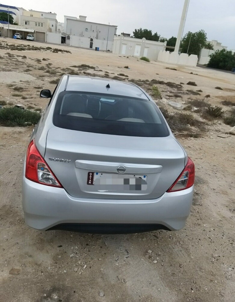 نيسان - 3