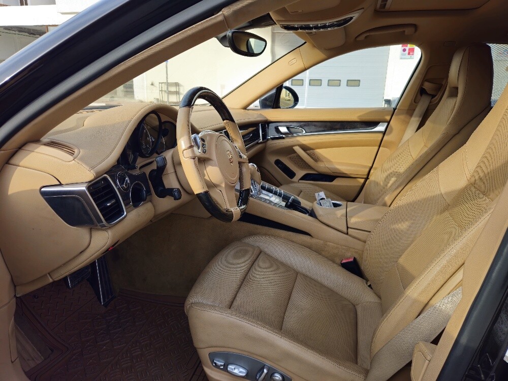 2012 Porsche Panamera Premium - 10