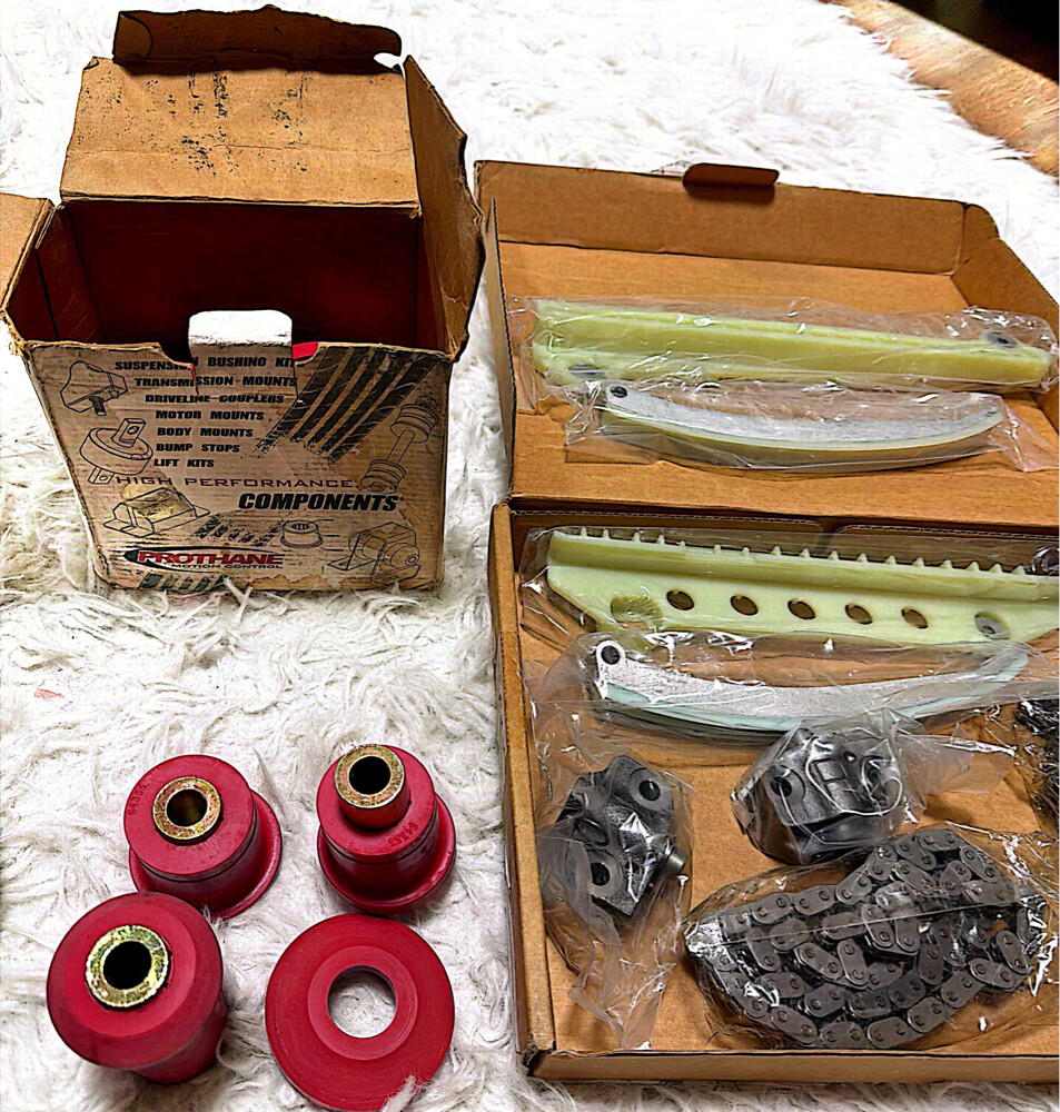  Timing chain kit  Mounts also  - 5