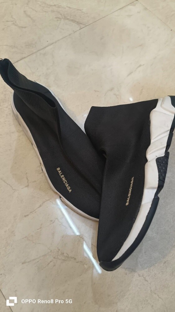 BALENCIAGA - 4