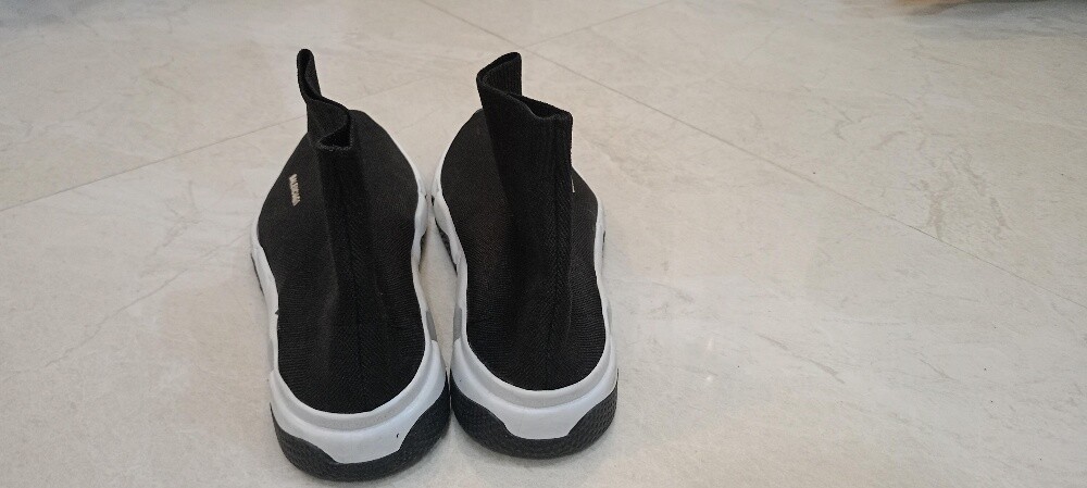 BALENCIAGA - 5