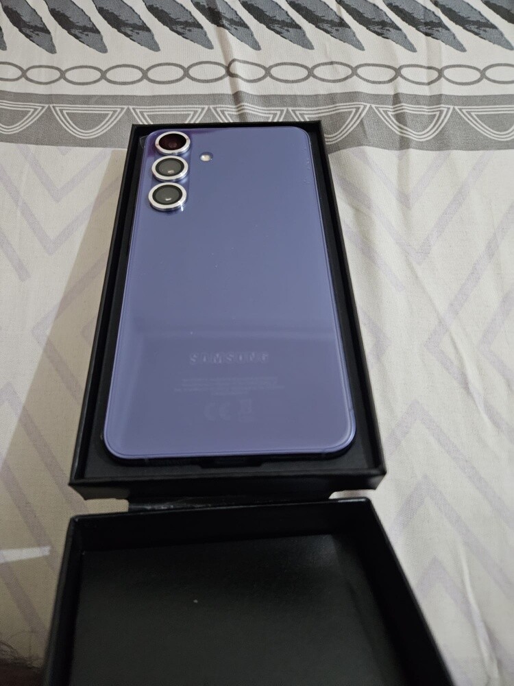 Samsung s24 - 6