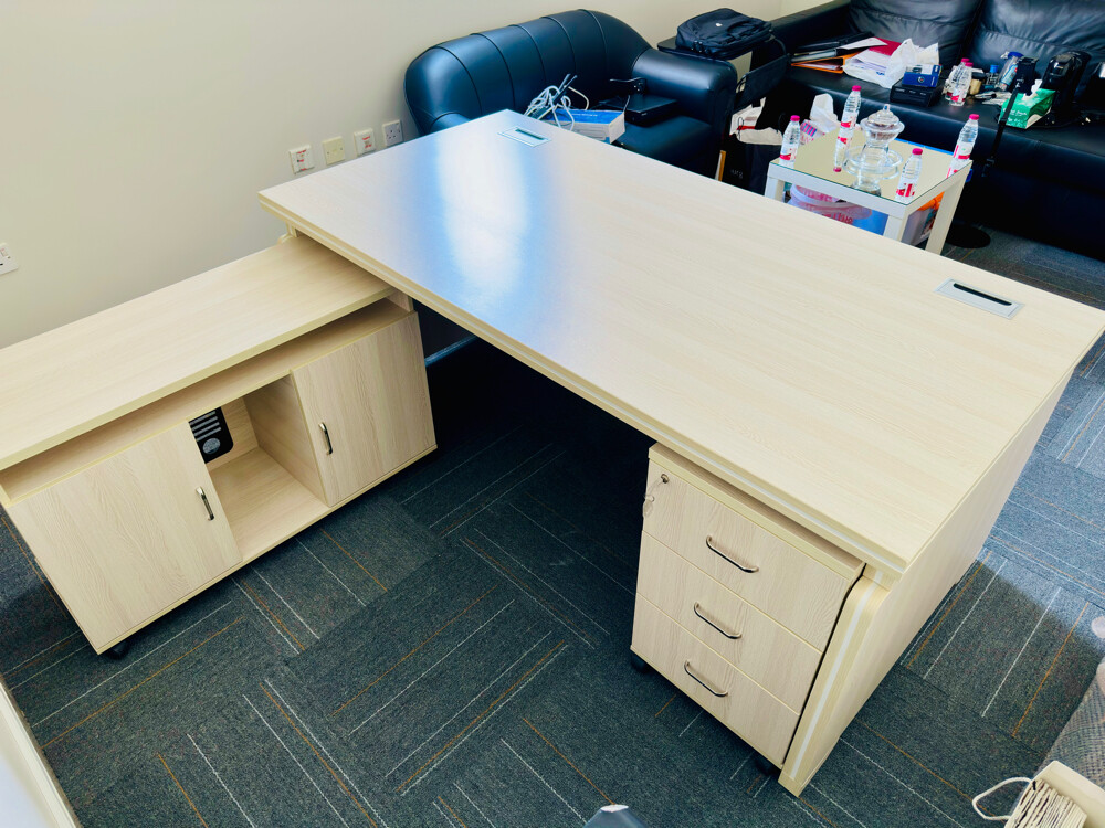 Office Furniture Selling — 33087737 - 27