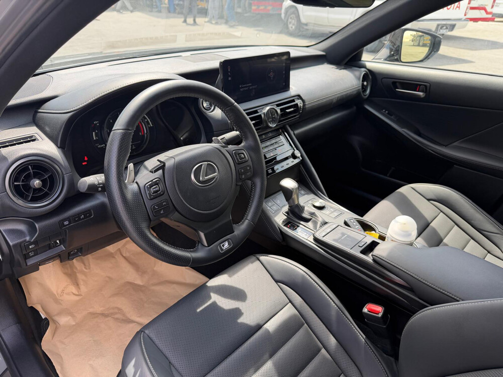 2025 LEXUS IS 350 F Sport - 9
