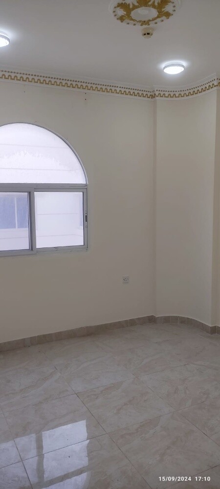 شقة سكنية للايجار - 4