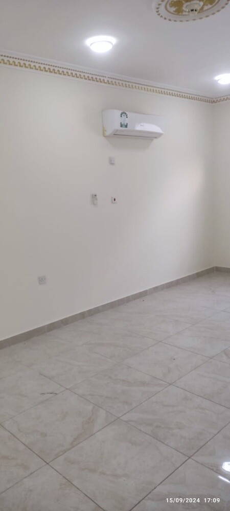 شقة سكنية للايجار - 3