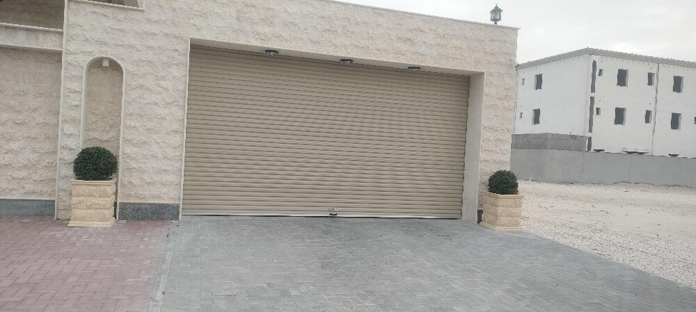 Rolling shutter automatic door gate - 1