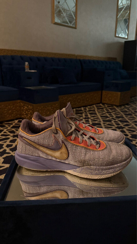 Nike Lebron 20 “Violet Frost” - 4