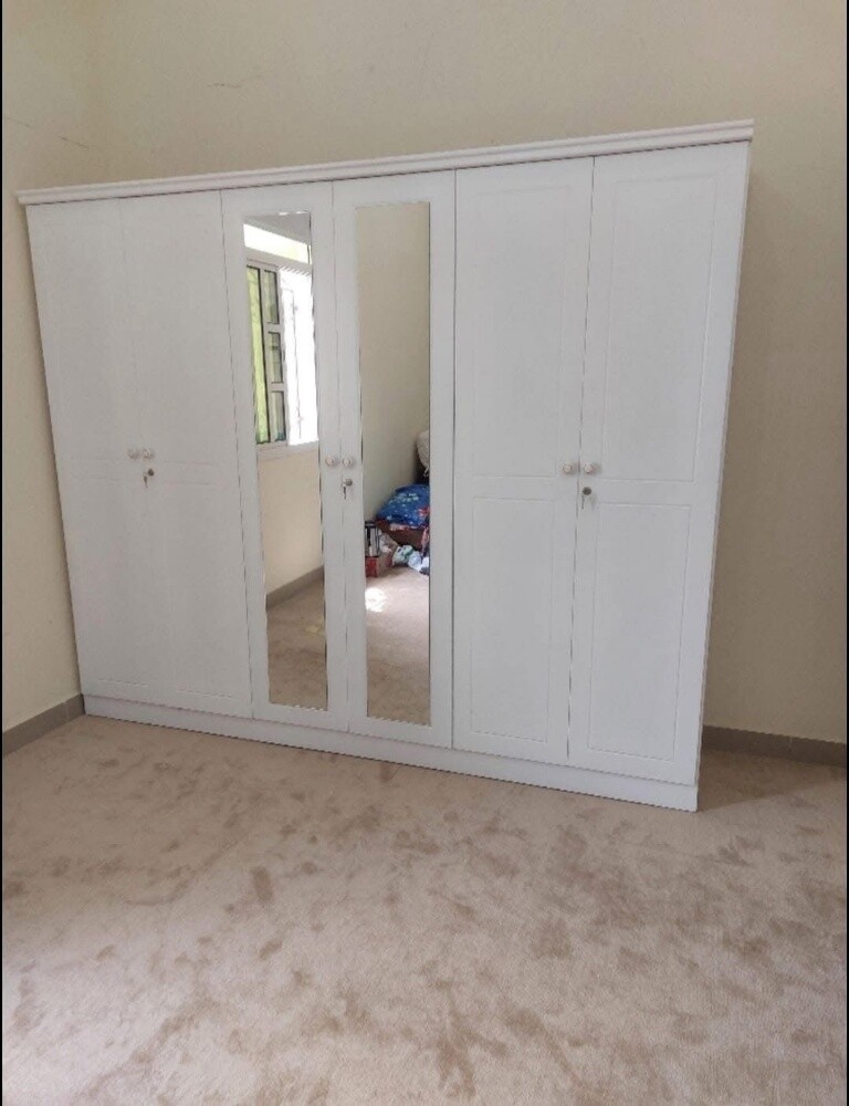 Cabinet - 15