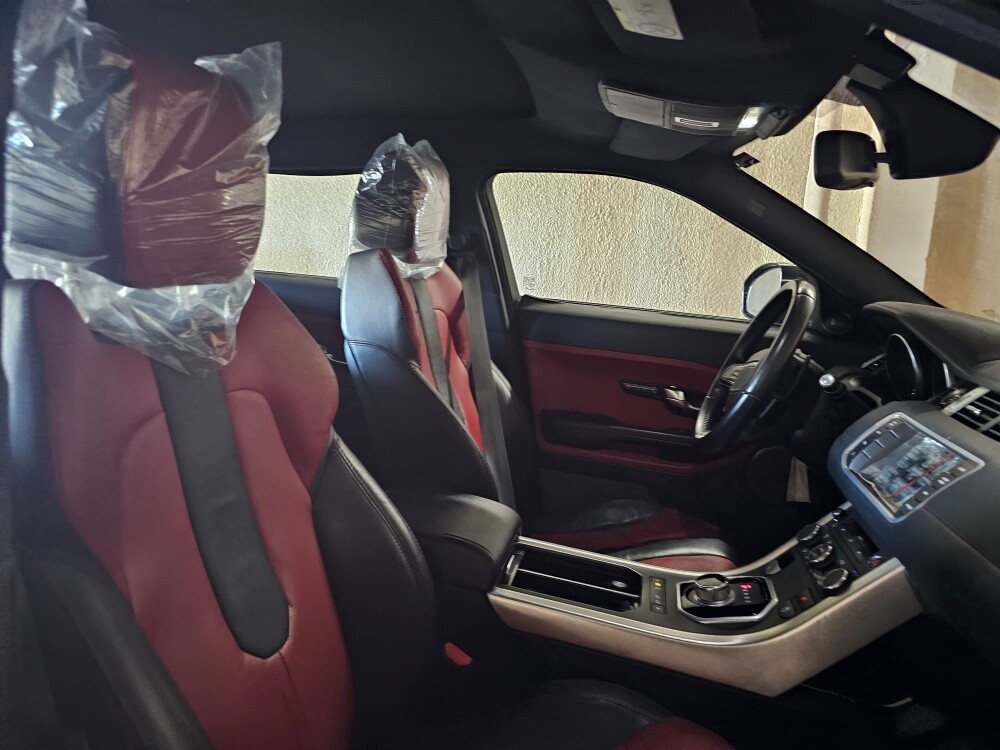 Luxury Range Rover Evoque - 8
