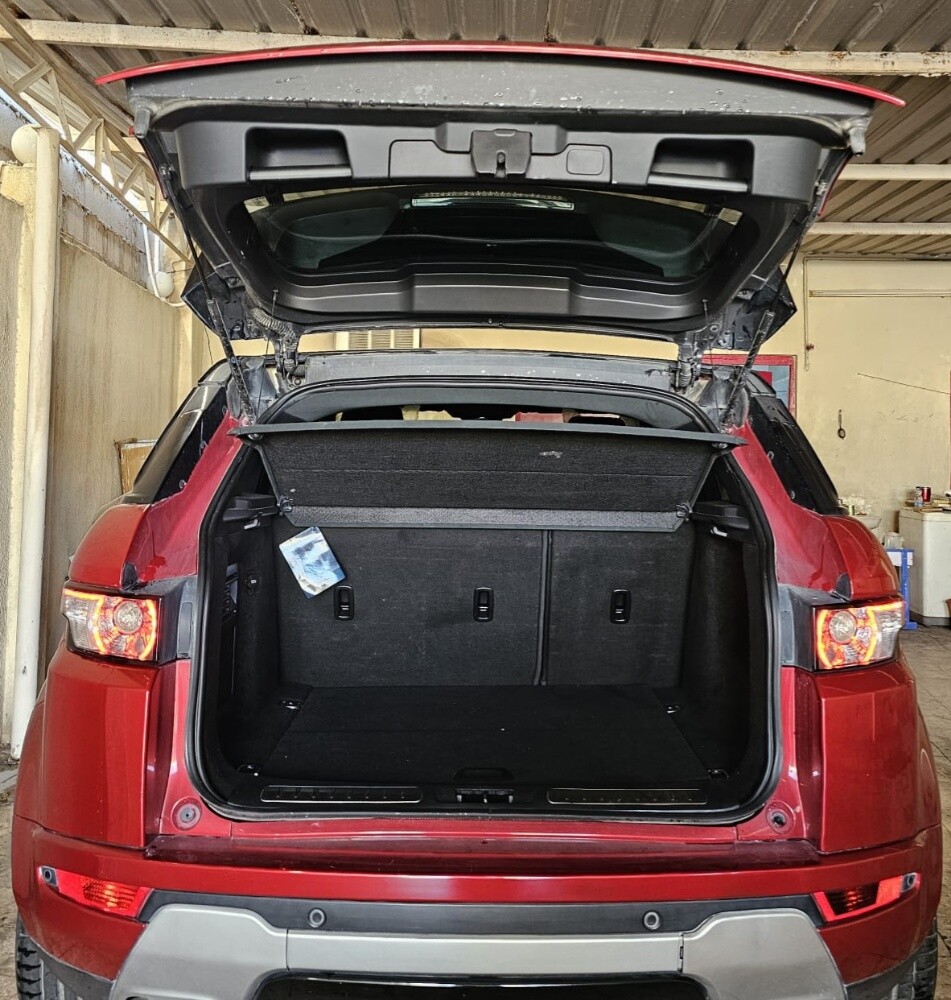 Luxury Range Rover Evoque - 10