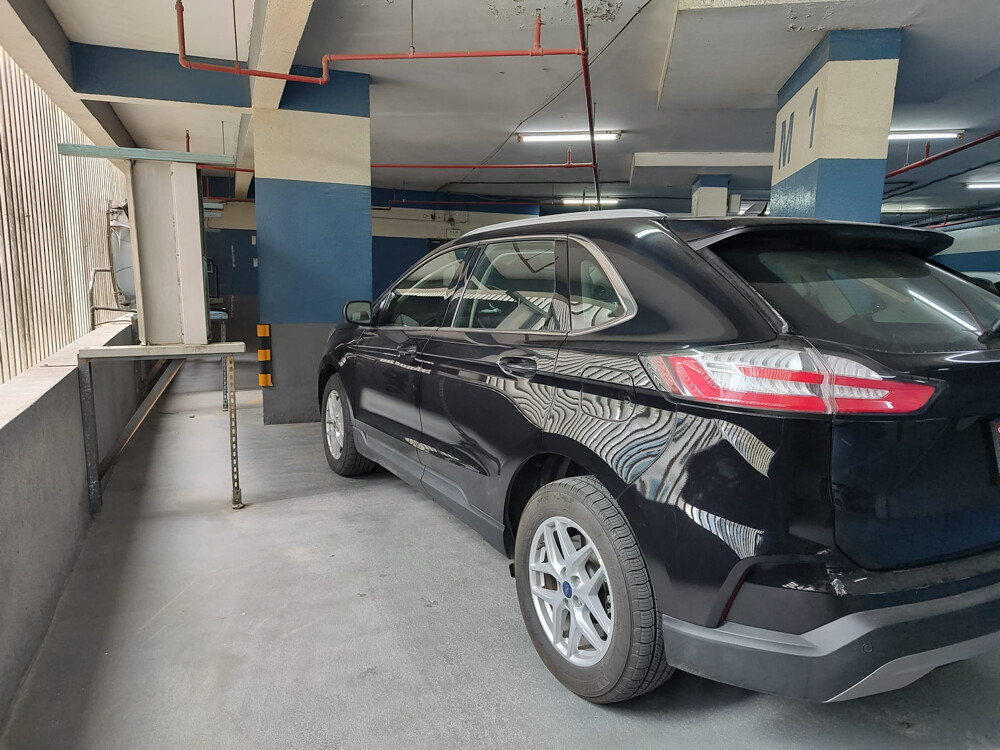 Ford Edge 2022 – Pristine Condition - 6