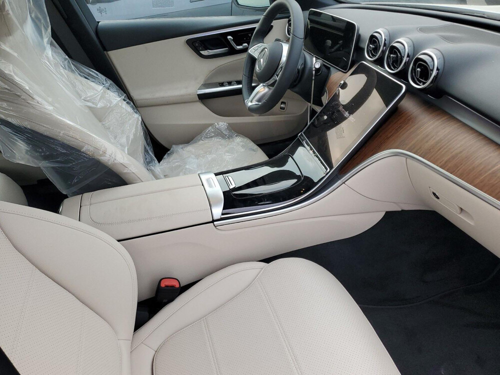 2025 Mercedes C300 - 4