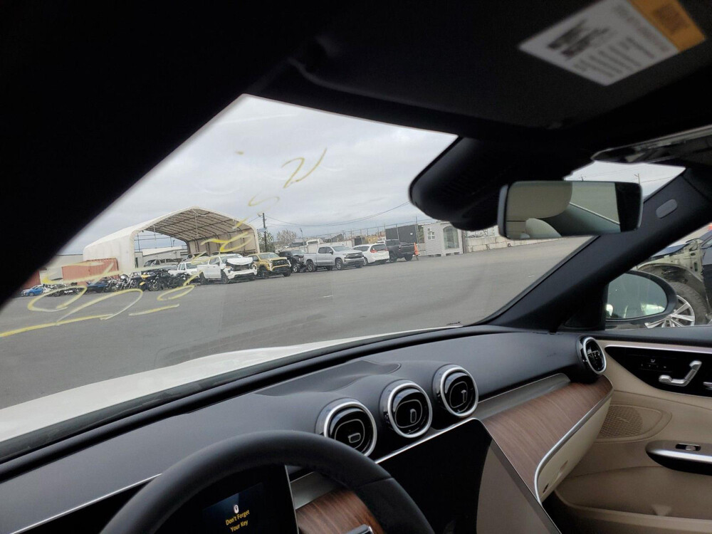2025 Mercedes C300 - 7