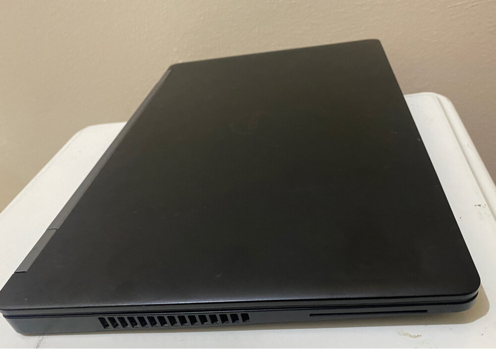 Dell core i7 laptop - 4