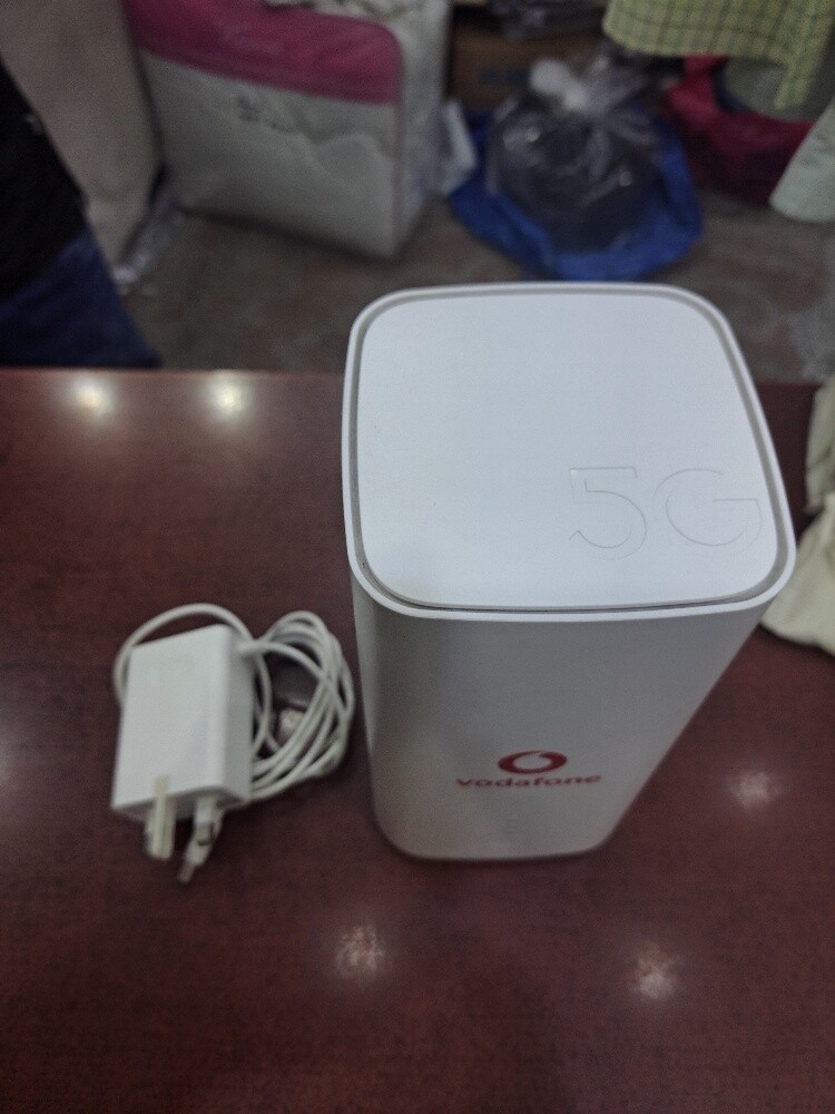 Huawei H112-370 5G SIM Router - 2
