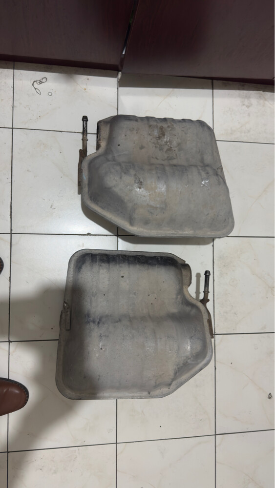 dodge challenger original exhaust - 3