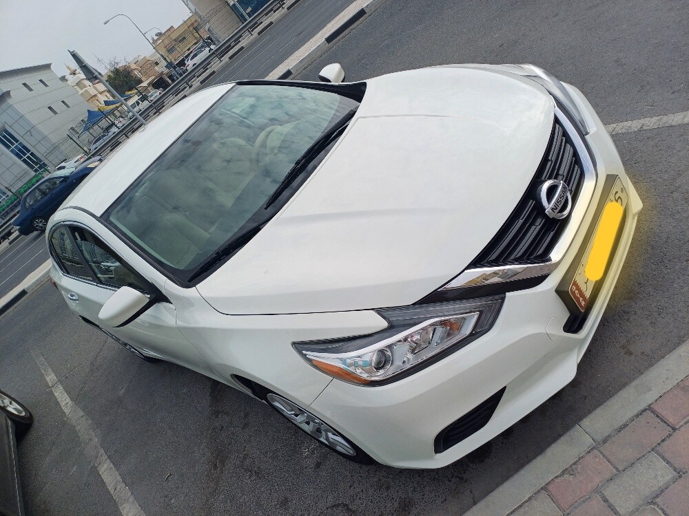 Nissan. Altima18 - 6