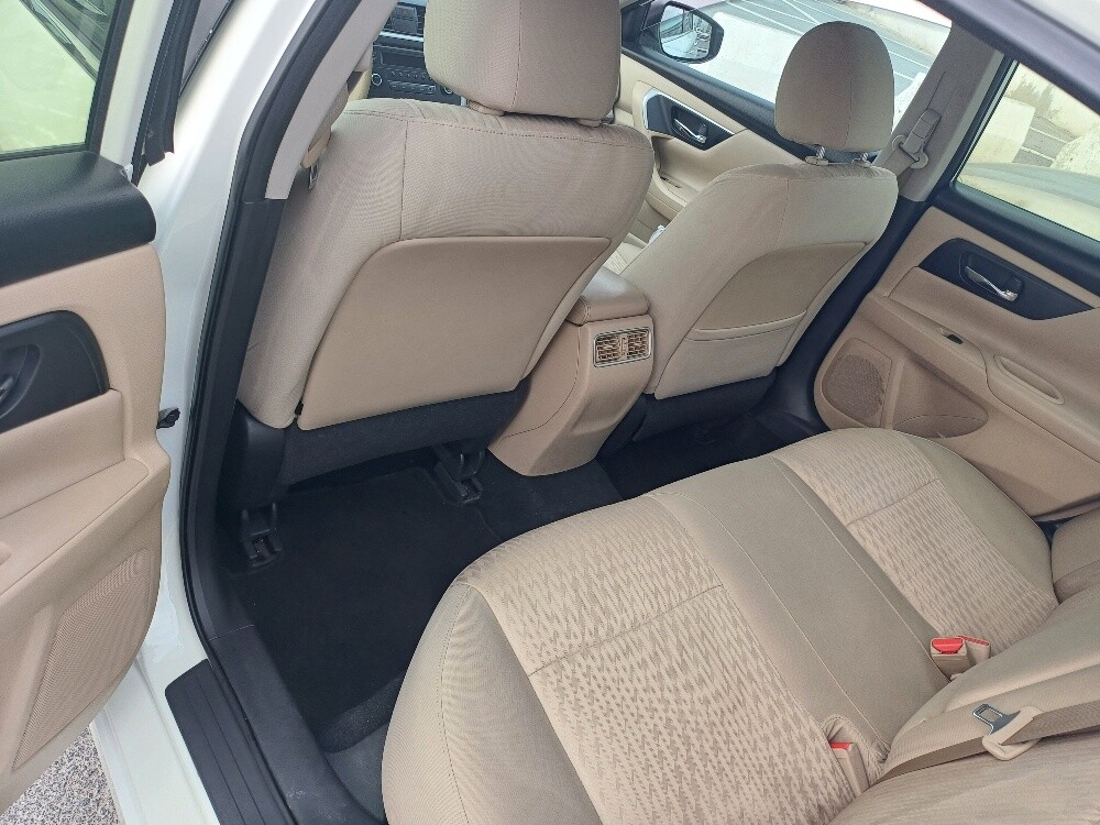 Nissan. Altima18 - 4