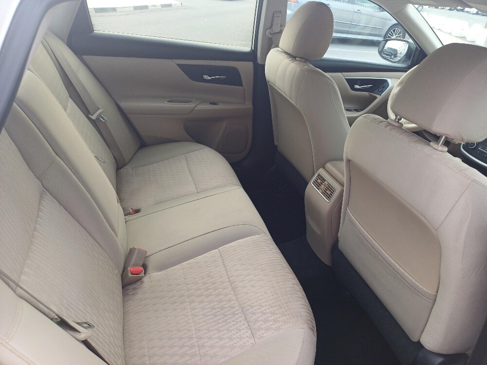 Nissan. Altima18 - 5