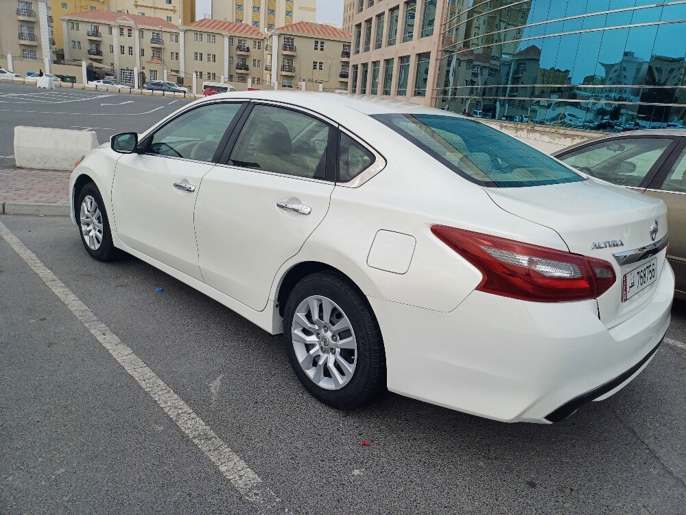 Nissan. Altima18 - 11
