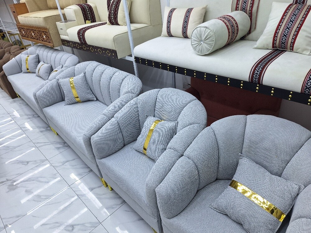 for sale sofa mujlish l ship low pr - 12