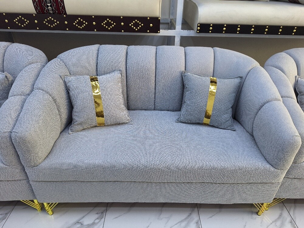 for sale sofa mujlish l ship low pr - 7