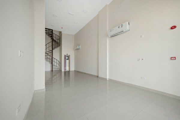 محلات تجارية في الغرافة متاحة - 3