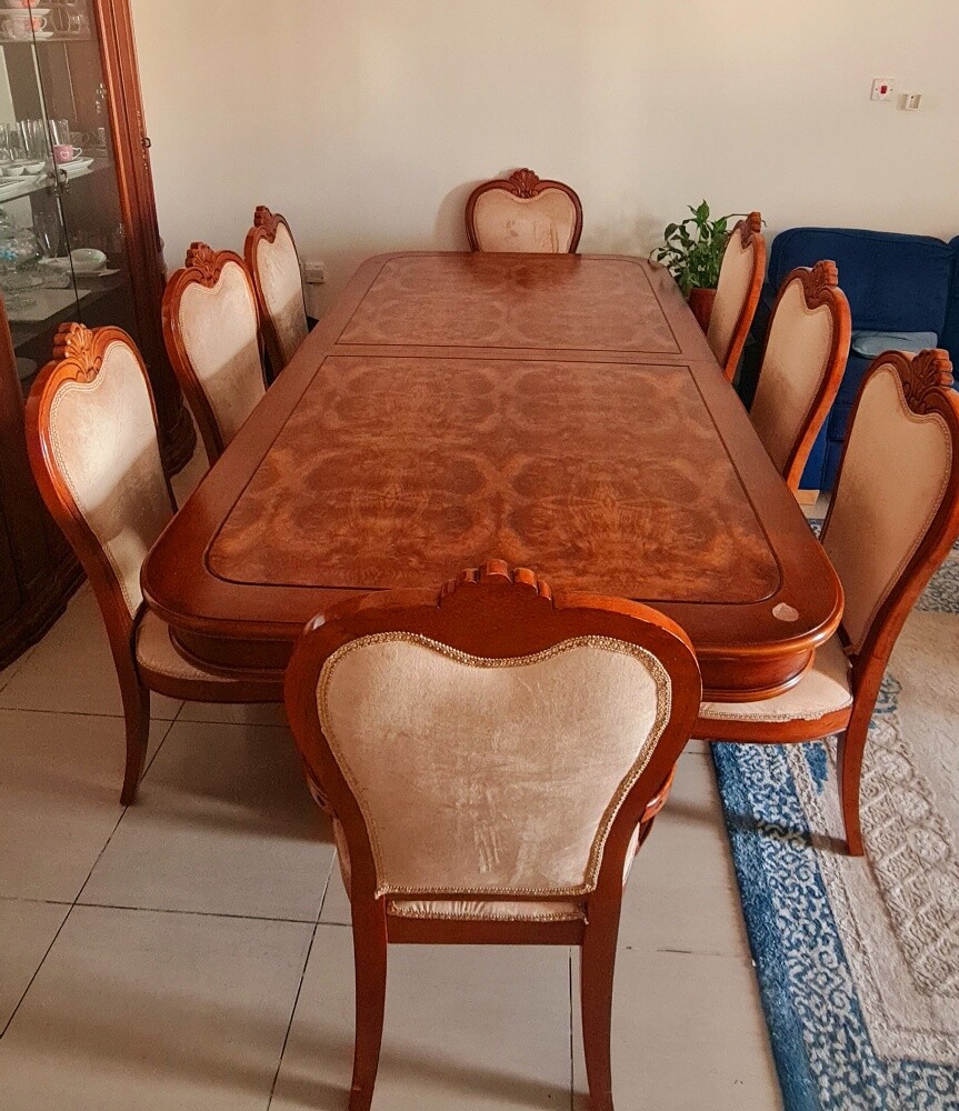 Dining table with 8 chairs for sale - 1