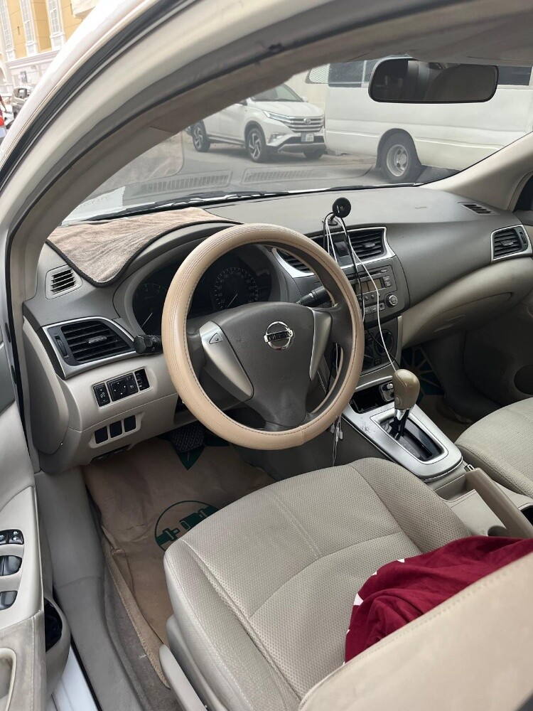Nissan Sentra 2014 Model - 6