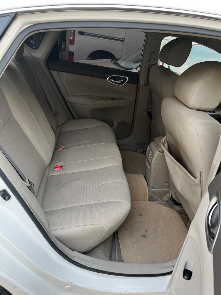 Nissan Sentra 2014 Model - 4