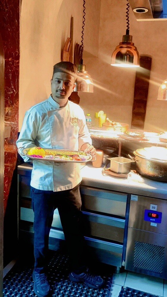 BBQ and Grill / Hot/ and Cold Chef - 14